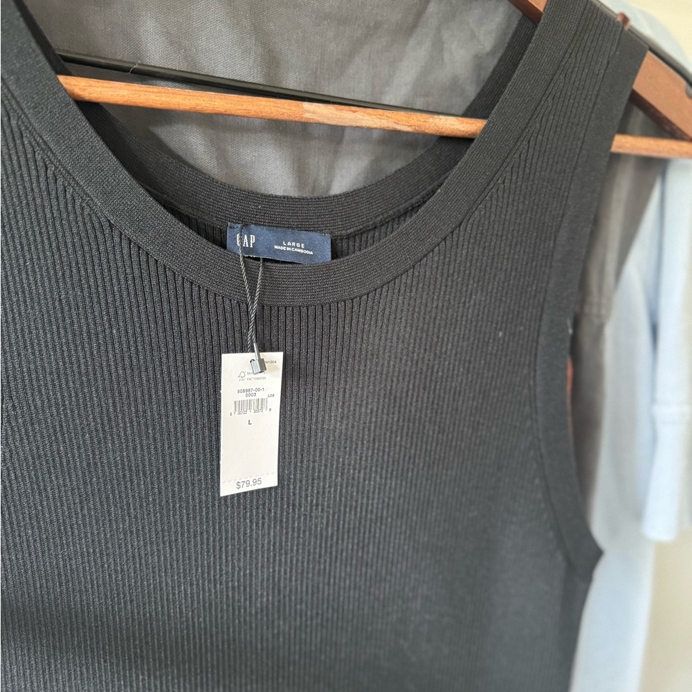 GAP Gray Ribbed Sleeveless Tank Top